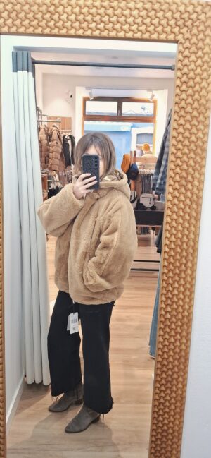 Chaqueta issia